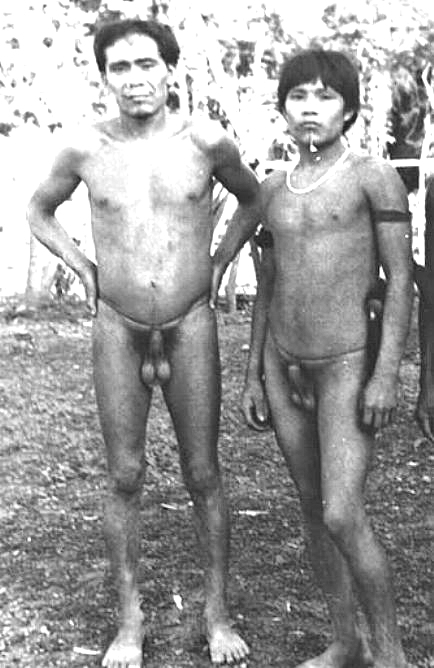Yanomami-Männer. Quelle: Usenet